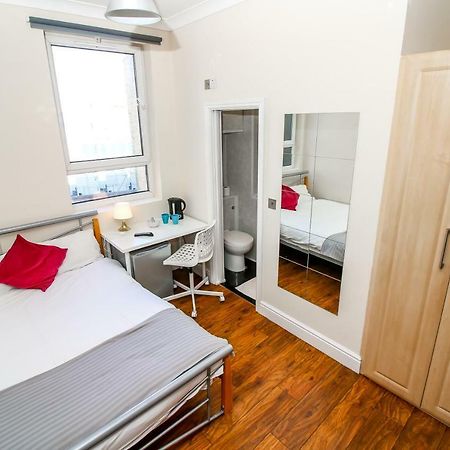 Private En-Suite Room @ Liverpool Street, Brick Ln ロンドン エクステリア 写真