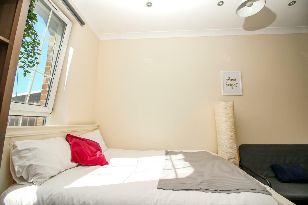 Private En-Suite Room @ Liverpool Street, Brick Ln ロンドン エクステリア 写真